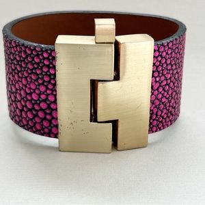 Leighelena Bright Raspberry Magenta Stingray Leather Jigsaw Cuff Bracelet EUC